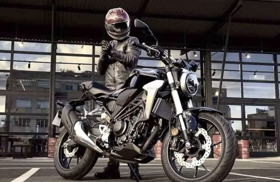 浅谈本田 wing cb 300r优劣之处