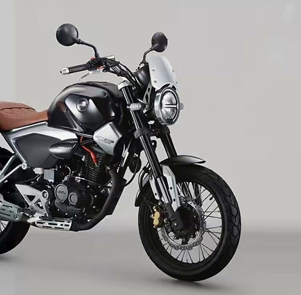 排量184ml,但针对这款鸷道cb190ss的产品定位,五羊-本田对这款发动机