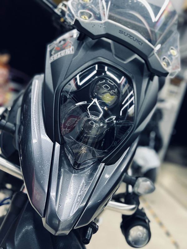 铃木DL650改大灯透镜