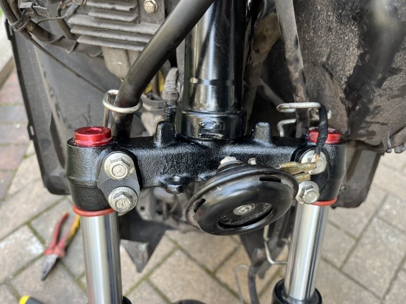 雅马哈as125前转向轴承更换