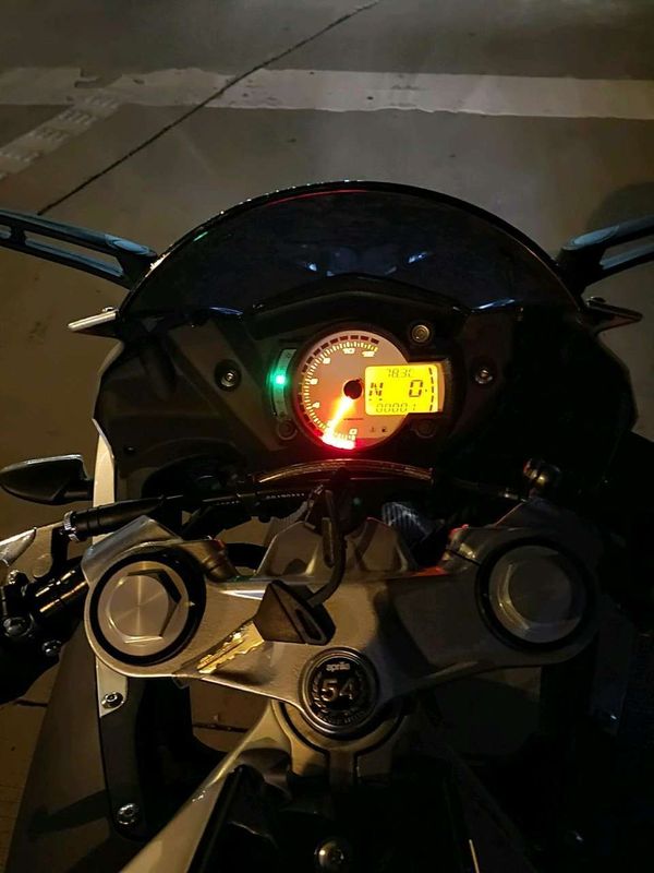 兄弟们,新车gpr150 机械仪表 无abs版本,卖1.