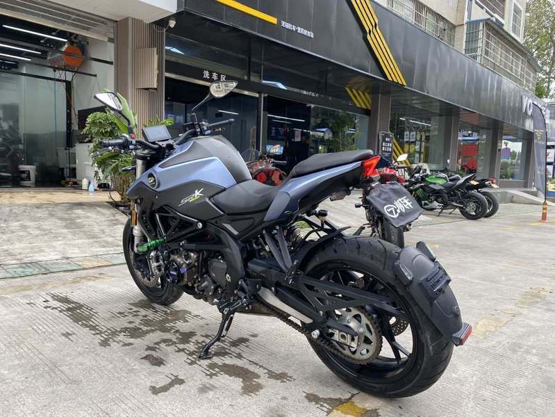 qjmotor追600二手摩托车_摩托范_哈罗摩托