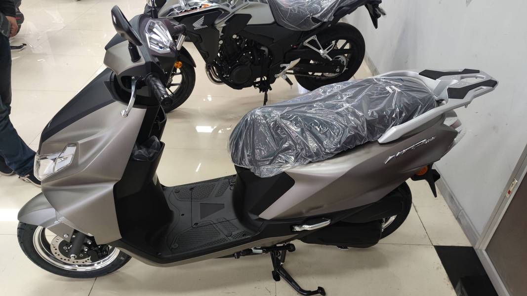 五羊本田ncr125,能成为下一个uy吗