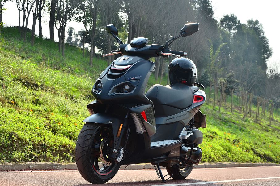 标致sf4,法式浪漫,高颜值150运动踏板.