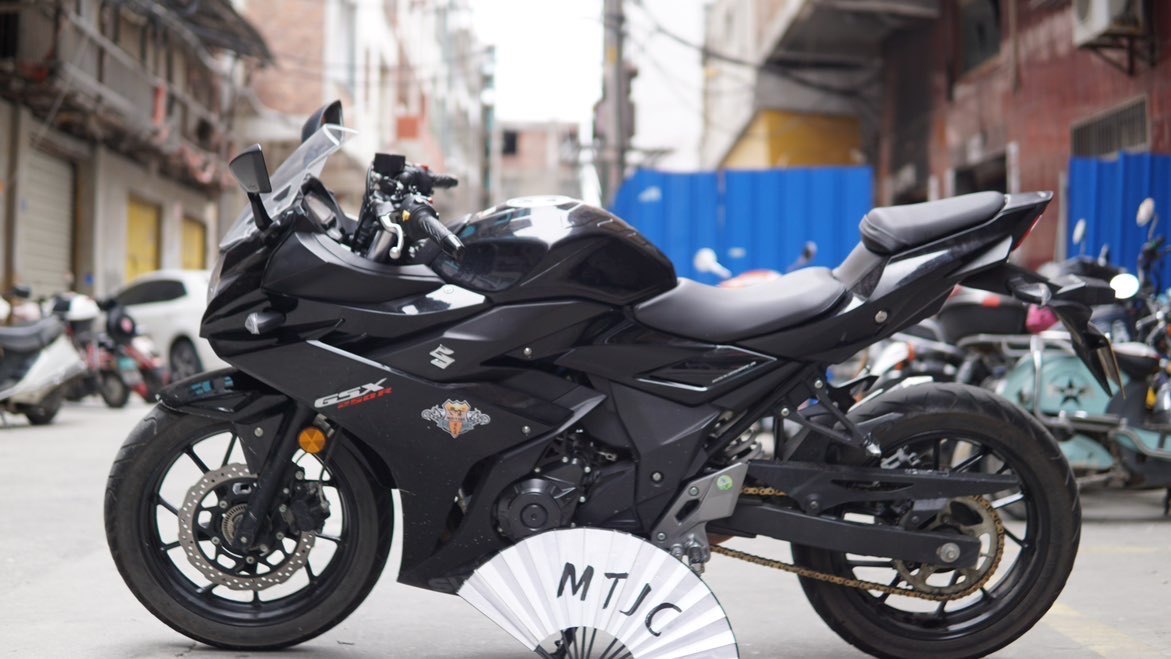 豪爵铃木gsx250r二手摩托车_摩托范_哈罗摩托