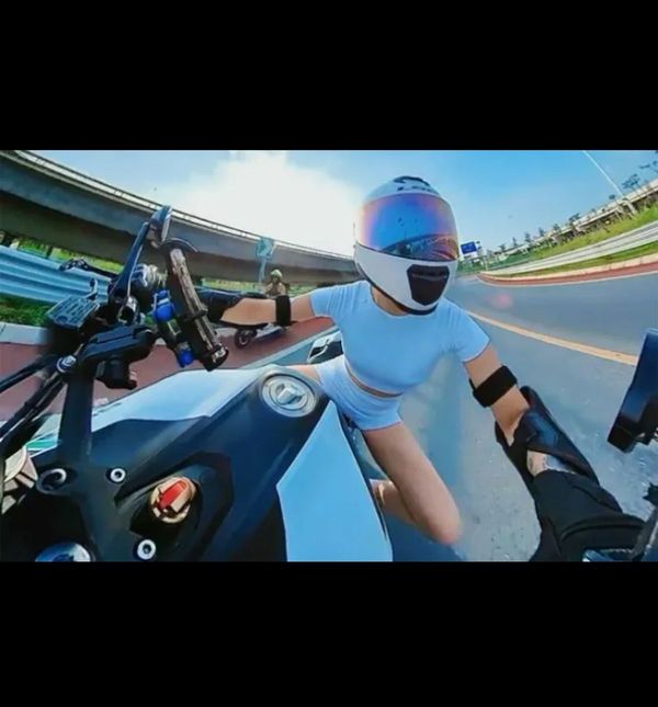 车把视角的压弯