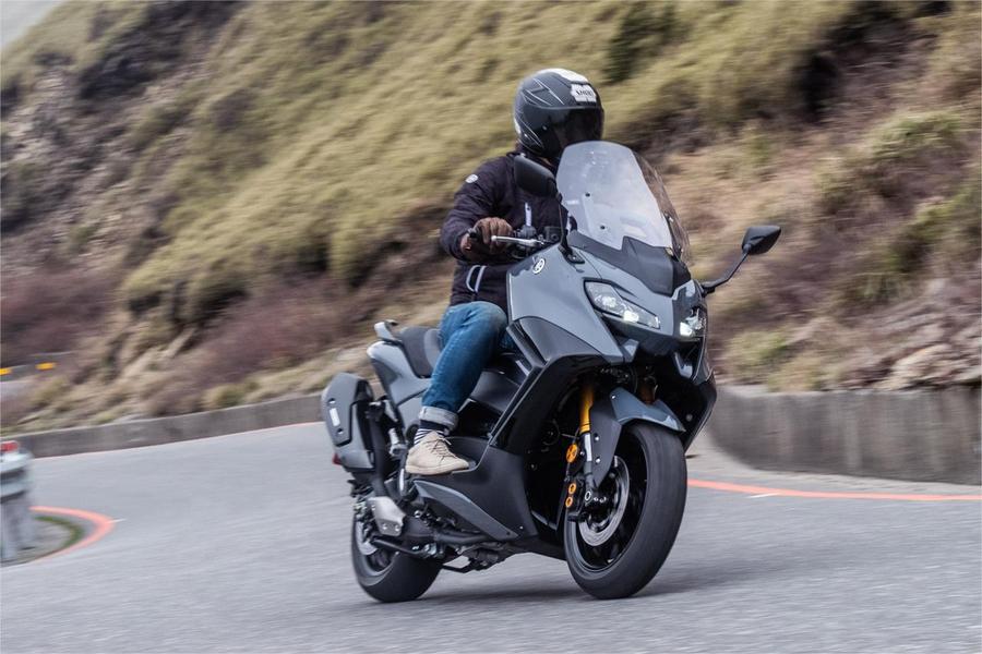 激情与便利的完美结合:盘点5款双缸运动踏板摩托车