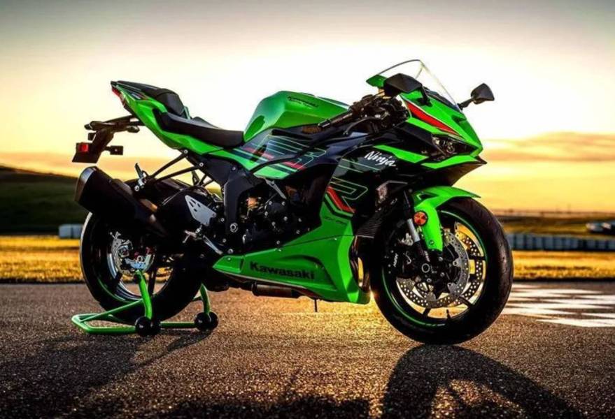かわさき カワサキから Ninja ZX-6R KRT EDITION NEWグラフィック登場