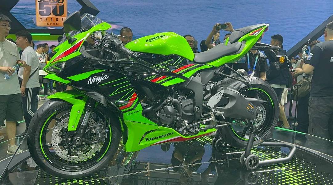 直击北京摩博会】川崎Ninja ZX-6R上市，售价109800元！