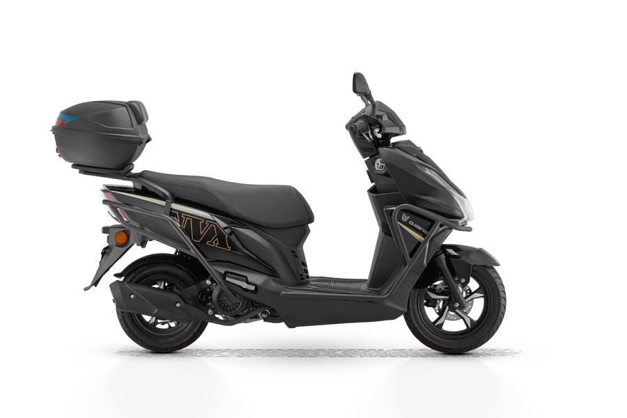 钱江最好看的125踏板,平踏斜踏统统给你上!0478