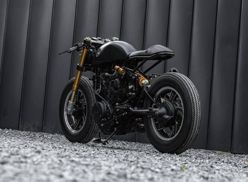 改装| 1981年雅马哈XV 750 Cafe Racer