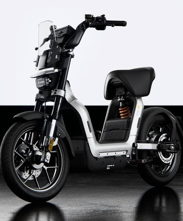 首发价7999元起：九号Kz110登场！这款“魔术师”级电动车，带你畅骑90