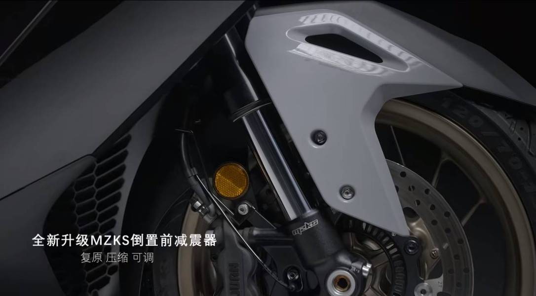 升仕2026款368系列全系升级亮相！配置再进化、价格不变，挑战进口中排市场！,摩托范