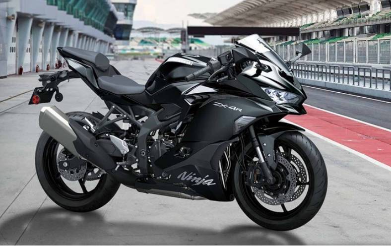 川崎ZX-4R 2026款爆降1万！四缸仿赛终于接地气了