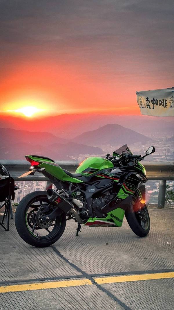 普通科　可可 普通科 可可 普通科 可可 普通科 可可 2021款川崎ZX-6R亮相新颜色比以往