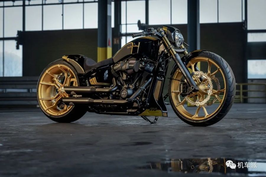 定制 | 黑金配色加顶级工艺 哈雷突破者改装欣赏