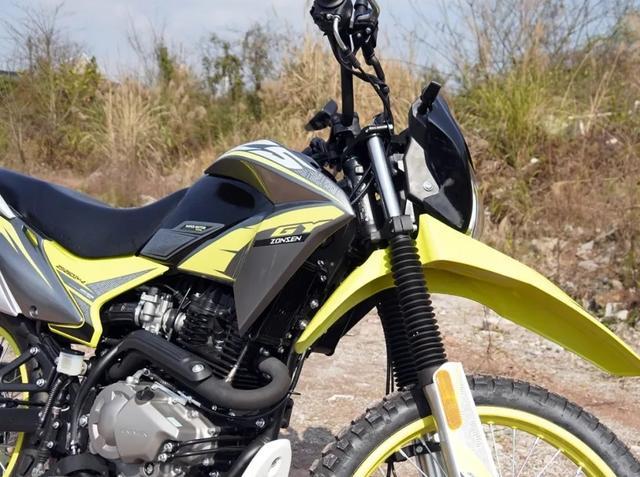 12980元,宗申250x上市:越野 上牌,标配可关闭abs,摩托范-哈罗摩托
