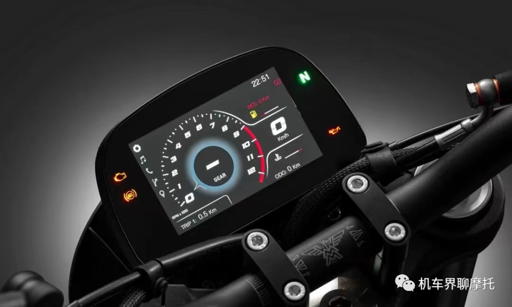 摩托莫里尼赛文佐值得入手不?