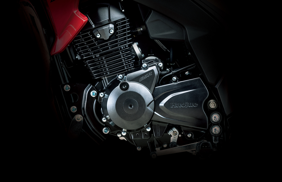 豪爵新出的gzs150和济南铃木酷道155,如何选?