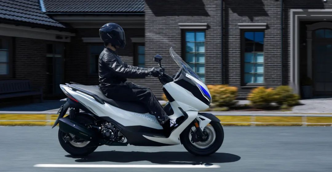 30800元！升仕新款350E上市，长轴距、大空间、高配置,摩托范