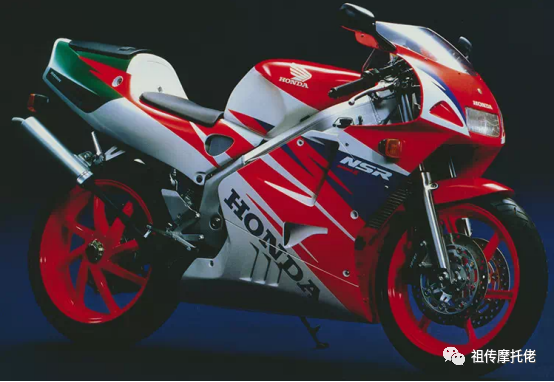 "烈火战车"刘德华骑过的摩托车,二冲程摩托巅峰之作本田nsr