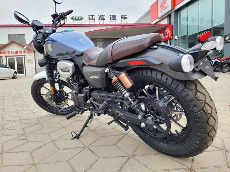 顺逐心意,解锁乐趣的250cc小巡航,宗申赛科龙ra2皮带版揽胜蓝车型展示