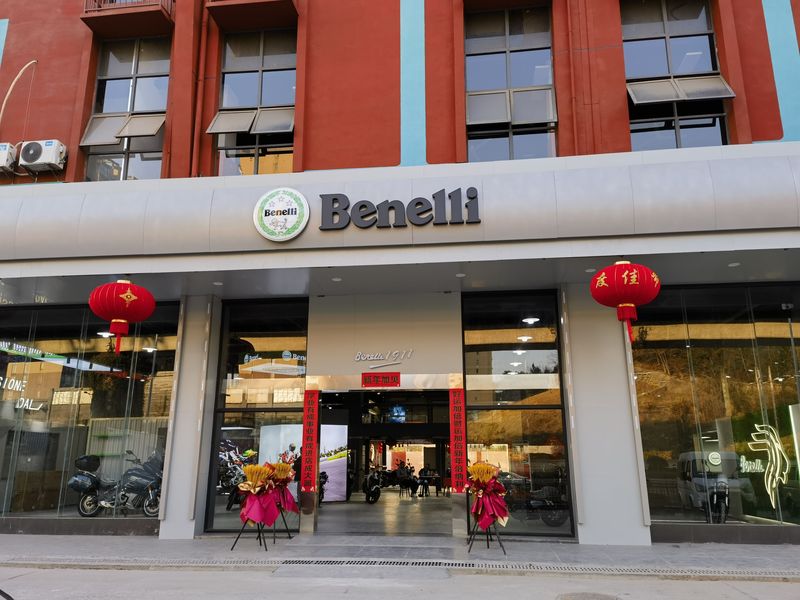 长沙BenelliS级旗舰店