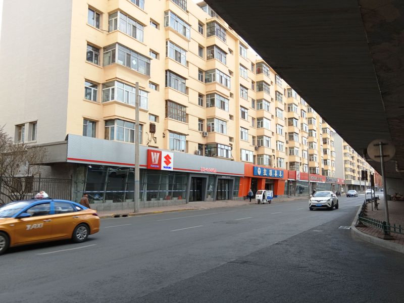 豪爵铃木4S店 哈尔滨店