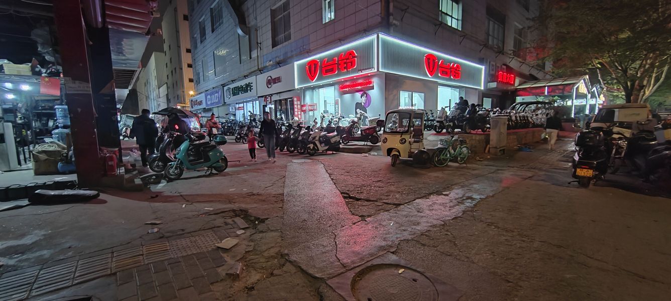 台铃电动车太华路工厂店