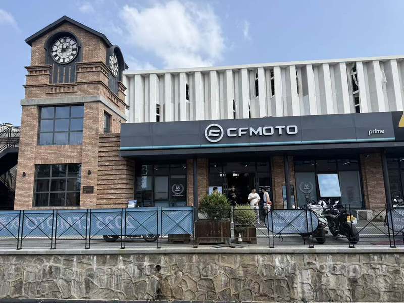 CFMOTO春风动力机车公园店