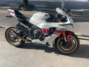 二手雅马哈YZF-R1